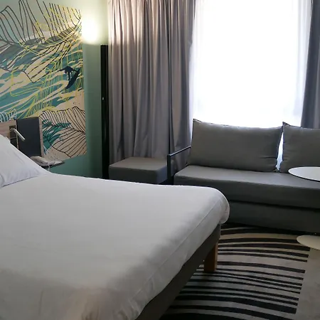 Otel Novotel Sud A9/a61 4*