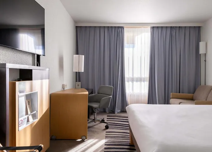 Novotel Sud A9/a61 Ναρμπόν