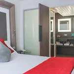 Hotel Novotel Sud A9/a61 4*