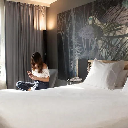 Hotel Novotel Sud A9/a61