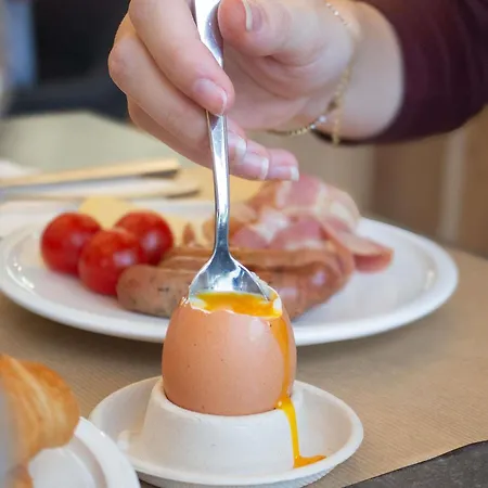 Novotel Sud A9/a61 Hotel 4*