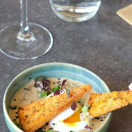 诺富特纳博讷南部a9 / A61酒店 酒店