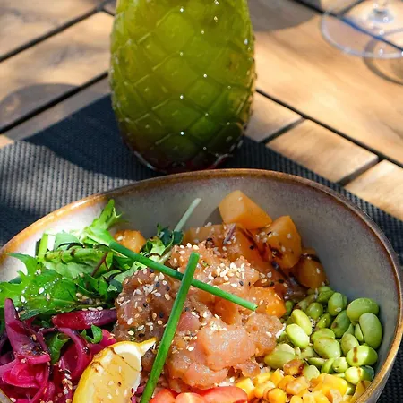 酒店 诺富特纳博讷南部a9 / A61酒店 4*