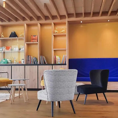 诺富特纳博讷南部a9 / A61酒店 4*