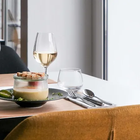 酒店 诺富特纳博讷南部a9 / A61酒店