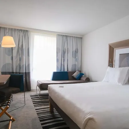 Novotel Sud A9/a61 فندق ناربون
