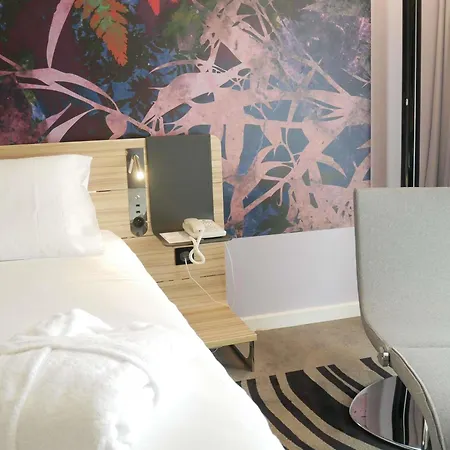 Novotel Sud A9/a61 נרבון