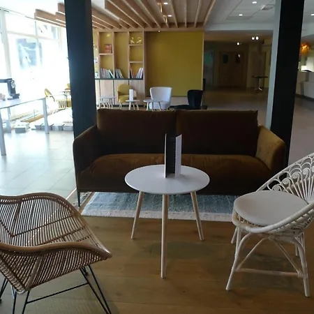 Hotel Novotel Sud A9/a61 4*